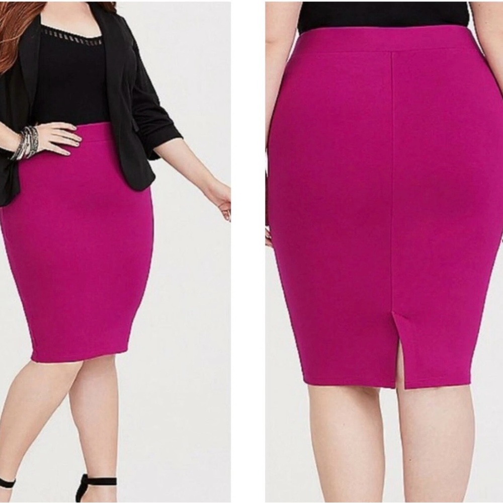 Torrid‎ Ponte Pencil Pull On Split Back Skirt Berry Pink Plus Size: 0 Business